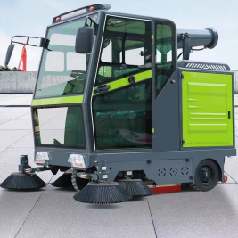 Măturător electric pe patru roți