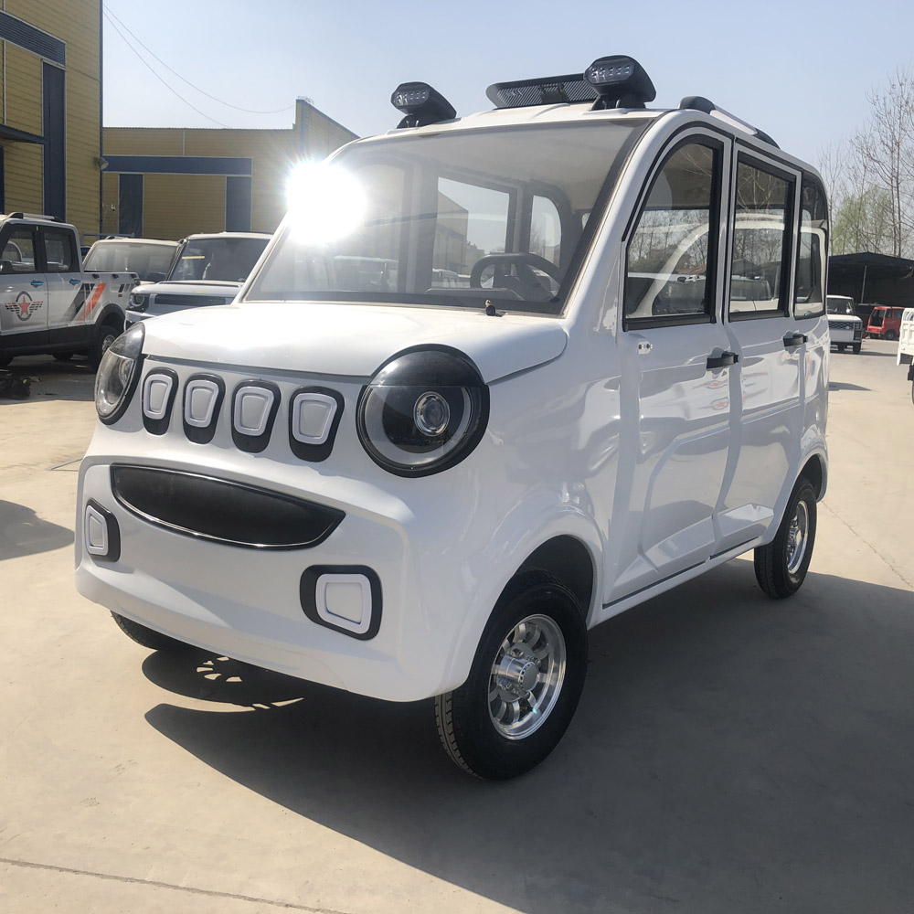 Vehicul electric de curtoazie cu viteză mică